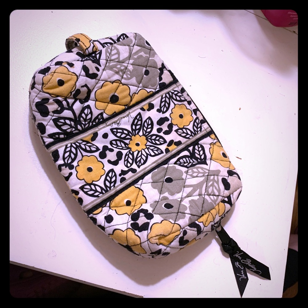Vera Bradley “Go Wild” Pattern Make Up Case